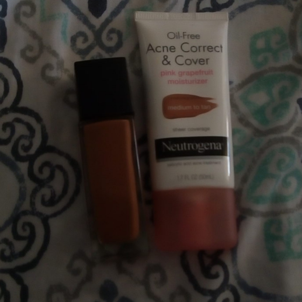 Makeup - Picture 3 of 8